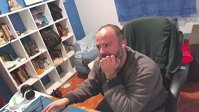 ravingr4d4 online show from 18, 2, 2026