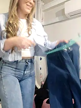 Snapshot of Daniela77771 chatting on 14, 9, 2025 Daniela77771 online show from 14, 9, 2025