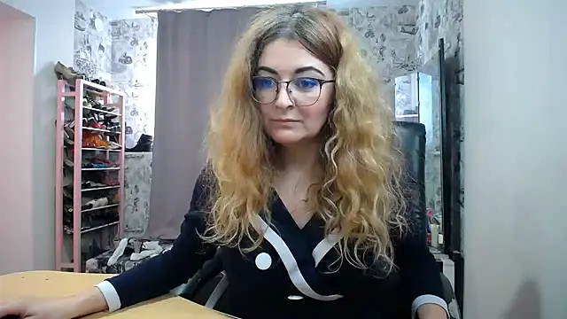 Helen1974 online show from 21, 3, 2025