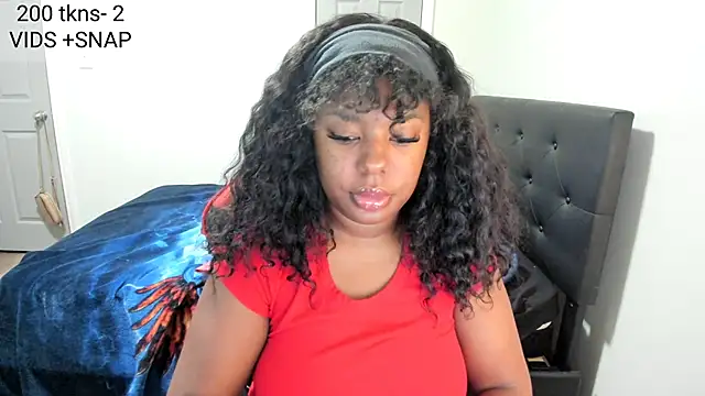 demi xoxo online show from 3, 3, 2026