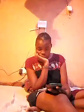 Snapshot of cute_naimah chatting on 7, 10, 2025 cute naimah online show from 7, 10, 2025