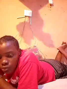 Snapshot of cute_naimah chatting on 10, 10, 2025 cute naimah online show from 10, 10, 2025