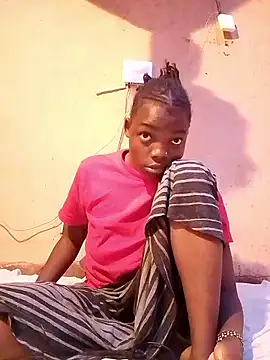 Snapshot of cute_naimah chatting on 12, 10, 2025 cute naimah online show from 12, 10, 2025