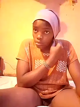 Snapshot of cute_naimah chatting on 2, 11, 2025 cute naimah online show from 2, 11, 2025