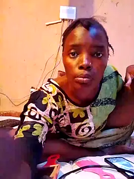 Snapshot of cute_naimah chatting on 10, 11, 2025 cute naimah online show from 10, 11, 2025