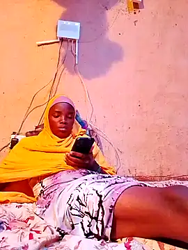 Snapshot of cute_naimah chatting on 19, 11, 2025 cute naimah online show from 19, 11, 2025