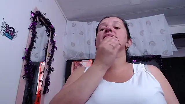 CristialJones  online show from 20, 10, 2025