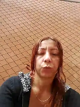 Snapshot of malusexy33 chatting on 17, 11, 2025 malusexy33 online show from 17, 11, 2025