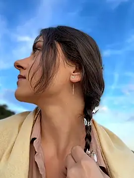 AvaBabyGirl online show from 20, 4, 2026