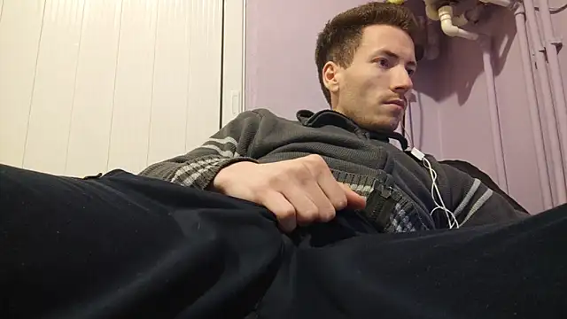  Hocthus  online show from 5, 2, 2025