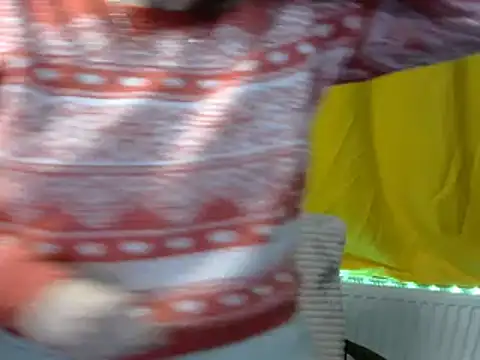 Snapshot of wLESLYMOSw chatting on 4, 12, 2024 wLESLYMOSw online show from 4, 12, 2024