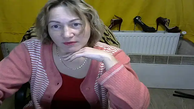 Snapshot of wLESLYMOSw chatting on 28, 1, 2025 wLESLYMOSw online show from 28, 1, 2025