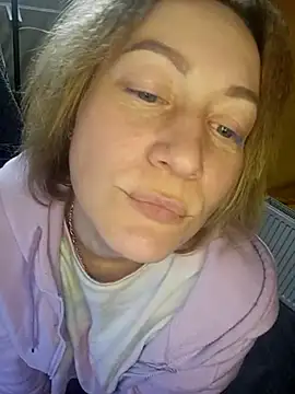 Snapshot of wLESLYMOSw chatting on 8, 3, 2025 wLESLYMOSw online show from 8, 3, 2025