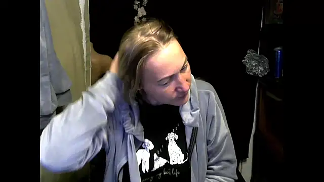 Snapshot of wLESLYMOSw chatting on 27, 9, 2025 wLESLYMOSw online show from 27, 9, 2025