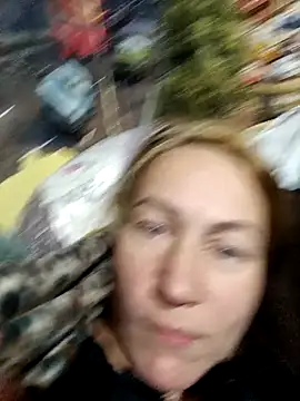 Snapshot of wLESLYMOSw chatting on 12, 10, 2025 wLESLYMOSw online show from 12, 10, 2025