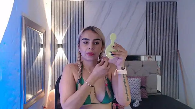 ashley  tylor online show from 8, 5, 2026