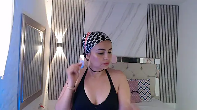 Snapshot of ashley__tylor chatting on 19, 6, 2026 ashley tylor online show from 19, 6, 2026