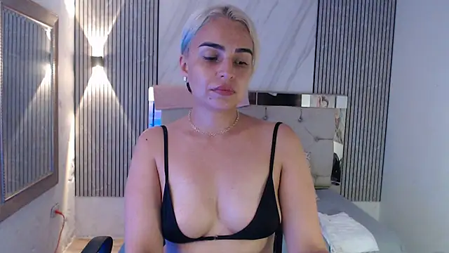 Snapshot of ashley__tylor chatting on 13, 7, 2026 ashley tylor online show from 13, 7, 2026