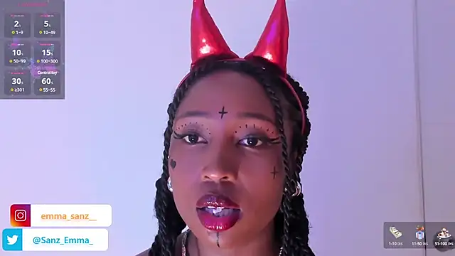 EmmaSanzz  online show from 8, 3, 2025