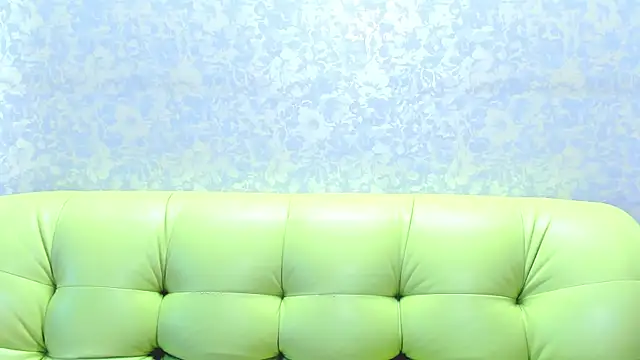 Snapshot of Vanessa_Florence chatting on 28, 6, 2026 Vanessa Florence online show from 28, 6, 2026