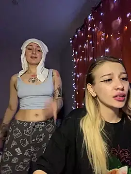 Dooubletroublee online show from 2, 2, 2025