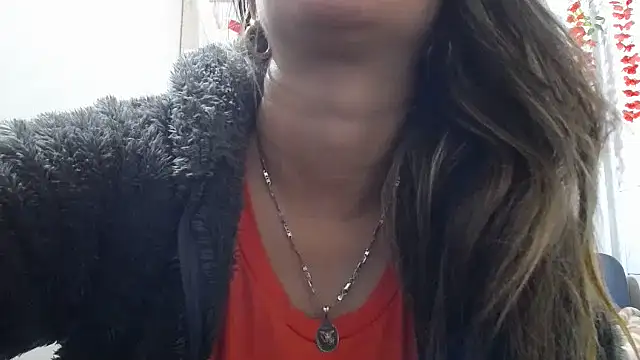 Snapshot of Luna_girlhot_ chatting on 5, 2, 2026 Luna girlhot online show from 5, 2, 2026