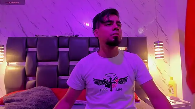 PittAndLunaa online show from 10, 3, 2026