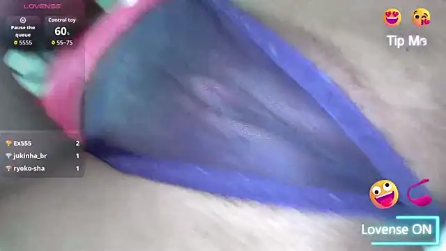 white sexy  online show from 12, 4, 2026