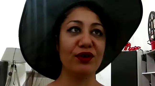 danasantoreal online show from 6, 1, 2025