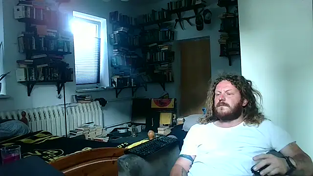 Snapshot of sunr1sa chatting on 2, 7, 2026 sunr1sa online show from 2, 7, 2026