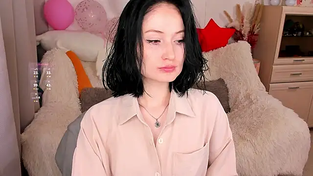 Snapshot of LisaMooore chatting on 22, 4, 2026 LisaMooore online show from 22, 4, 2026