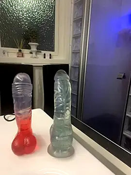 Snapshot of QueenMelissa80 chatting on 23, 10, 2025 QueenMelissa80 online show from 23, 10, 2025