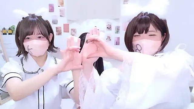 841 yayoi online show from 22, 11, 2025