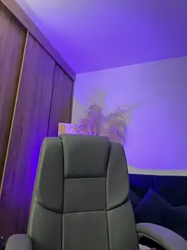 Snapshot of Rae_Lil_White chatting on 21, 9, 2025 Rae Lil White online show from 21, 9, 2025