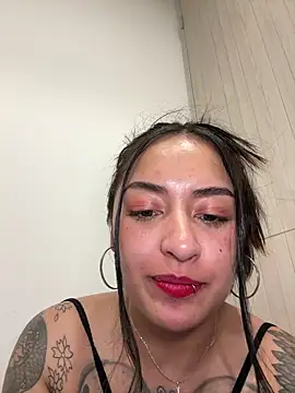 Rae Lil White online show from 3, 2, 2026