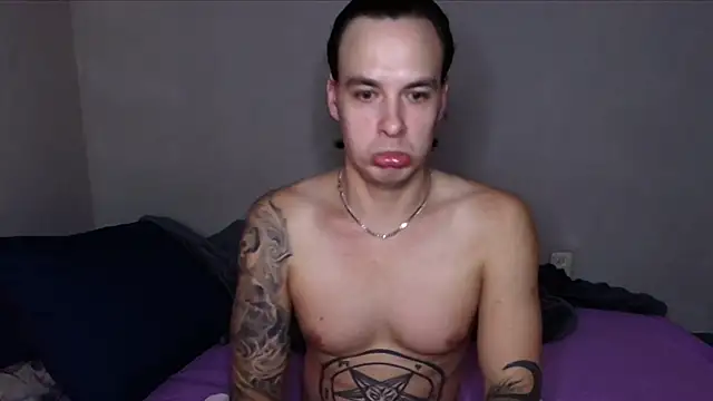 Snapshot of baphomet_from_ice chatting on 16, 9, 2025 baphomet from ice online show from 16, 9, 2025