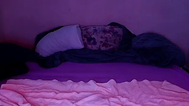 Snapshot of baphomet_from_ice chatting on 13, 10, 2025 baphomet from ice online show from 13, 10, 2025