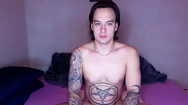 Snapshot of baphomet_from_ice chatting on 11, 11, 2025 baphomet from ice online show from 11, 11, 2025