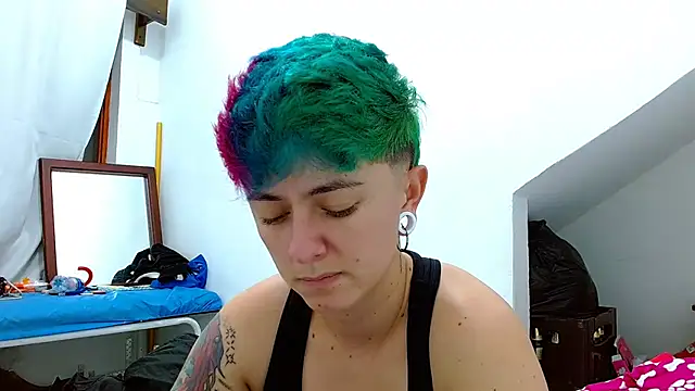 tomboyblue online show from 23, 11, 2025