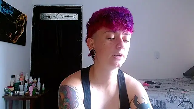 tomboyblue online show from 14, 5, 2026