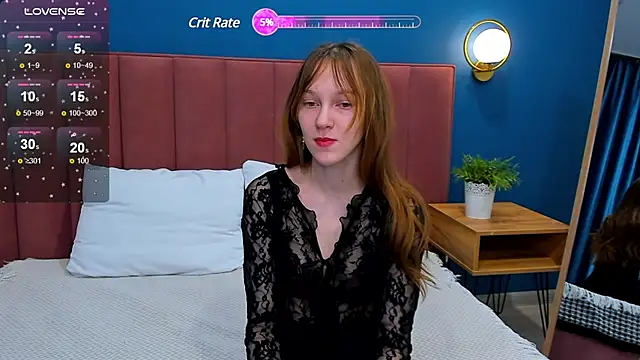 VanillaKelly online show from 4, 3, 2025