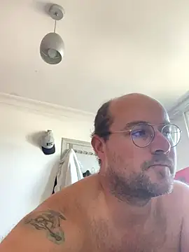 Snapshot of porompomperro chatting on 14, 10, 2025 porompomperro online show from 14, 10, 2025