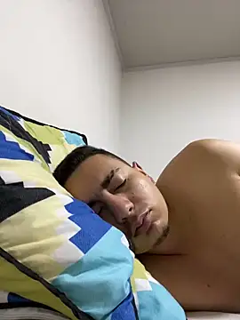 DanielGomez9 online show from 7, 1, 2025