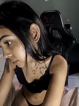 Livia Diaz online show from 4, 4, 2026