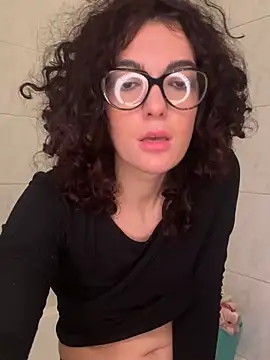 Snapshot of Strawberry_queen91 chatting on 16, 1, 2026 Strawberry queen91 online show from 16, 1, 2026