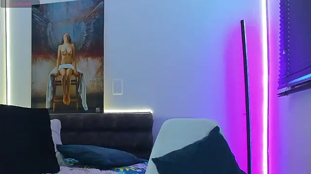 Snapshot of marianaa90 chatting on 12, 6, 2026 marianaa90 online show from 12, 6, 2026