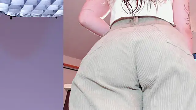 Snapshot of Siouxsie_cenobite chatting on 23, 4, 2026 Siouxsie cenobite online show from 23, 4, 2026