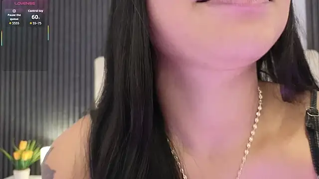 Madiee Rhea online show from 11, 4, 2026