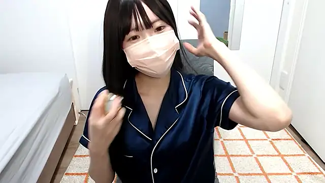  mi tsu ki  online show from 22, 2, 2025