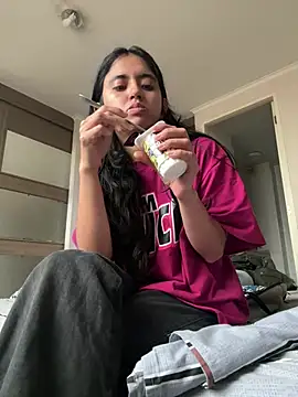 Snapshot of ViolettaSummer chatting on 14, 7, 2026 ViolettaSummer online show from 14, 7, 2026